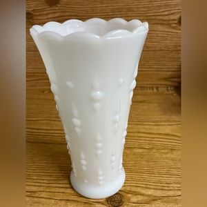 Anchor Hocking Milk Glass Teardrop&Pearl Pattern Vase Scallop Rim. (4 available)